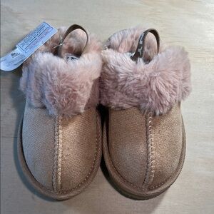 Nicole Miller Tan Slippers Kids Faux Fur Sz 7T